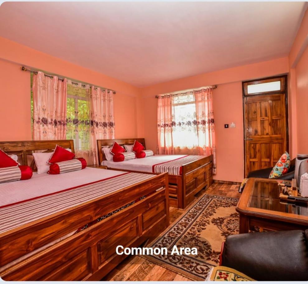 דרג'ילינג Tharbaling Homestay מראה חיצוני תמונה