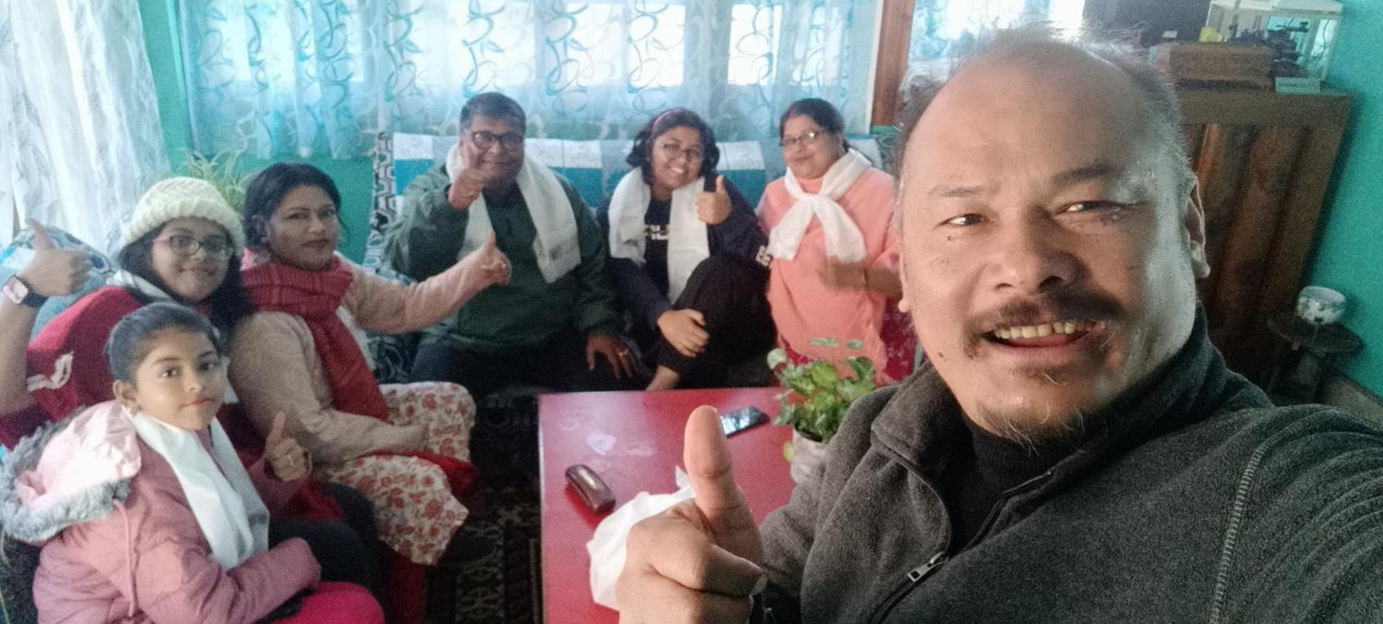 דרג'ילינג Tharbaling Homestay מראה חיצוני תמונה