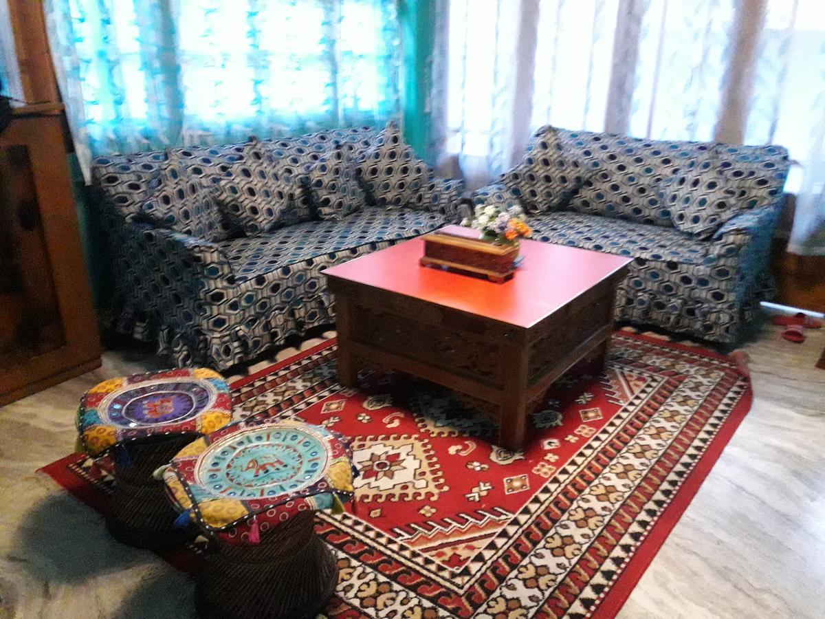דרג'ילינג Tharbaling Homestay מראה חיצוני תמונה